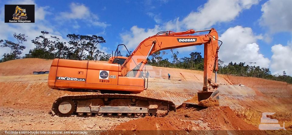 Escavadeira Doosan DX225LCA 2013