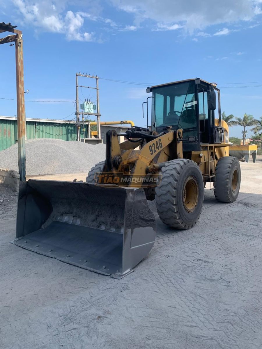 Pá Carregadeira Caterpillar 924G 2004
