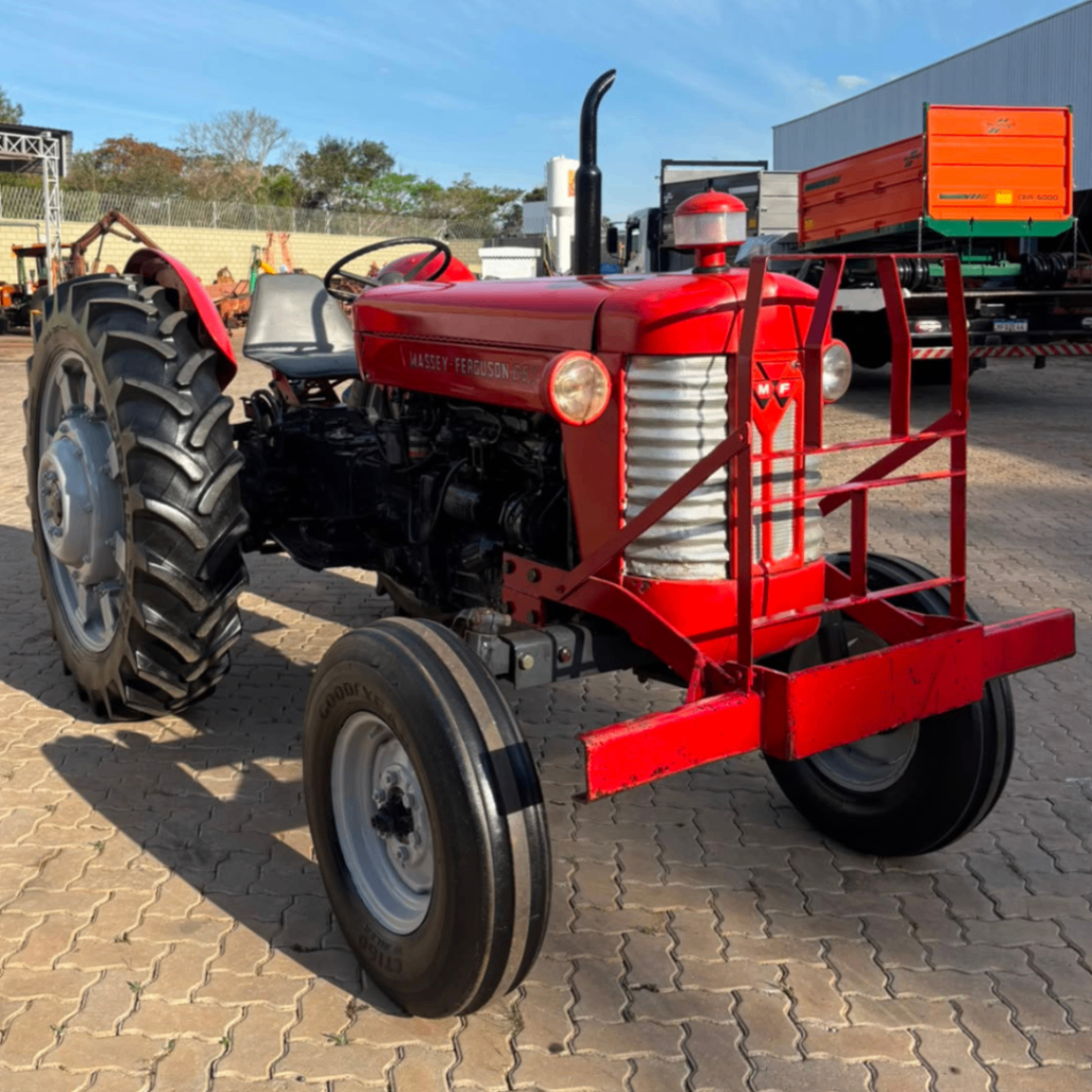 Trator agrícola Massey Ferguson 65X 1974