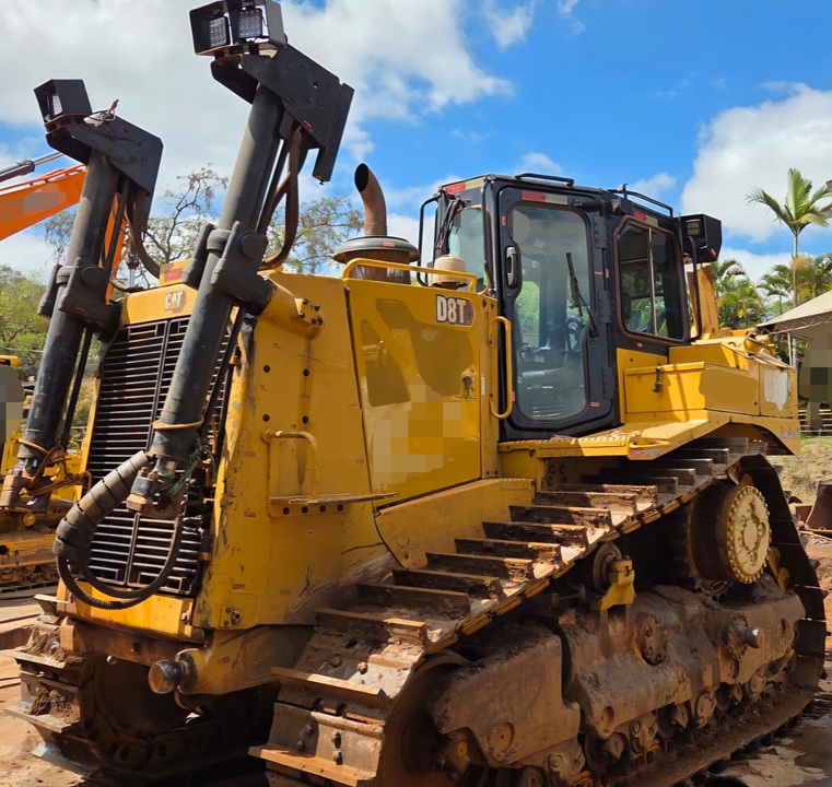 Trator de esteira Caterpillar D8T 2021