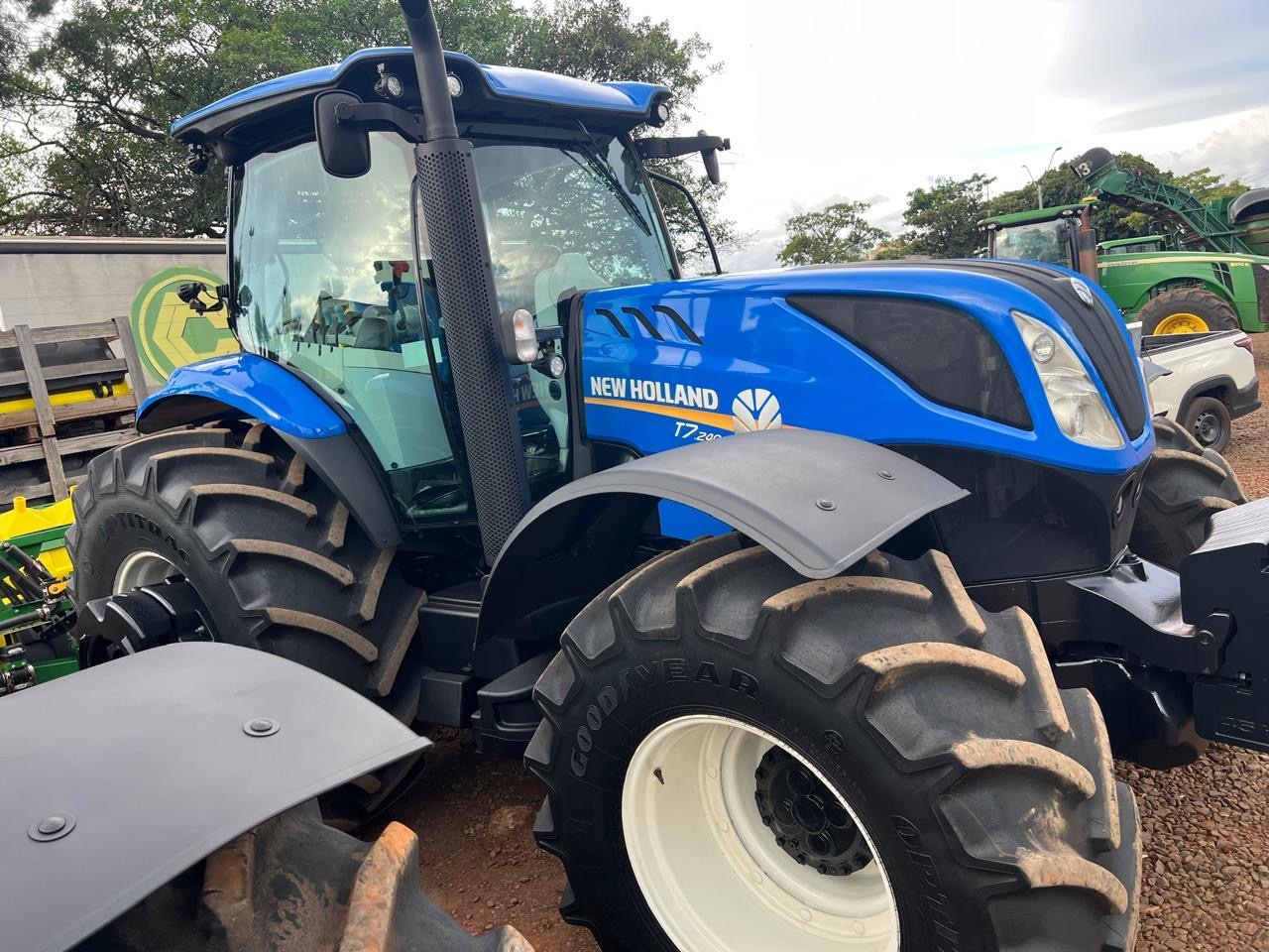 Tratores Agrícolas New Holland T7.240 2020