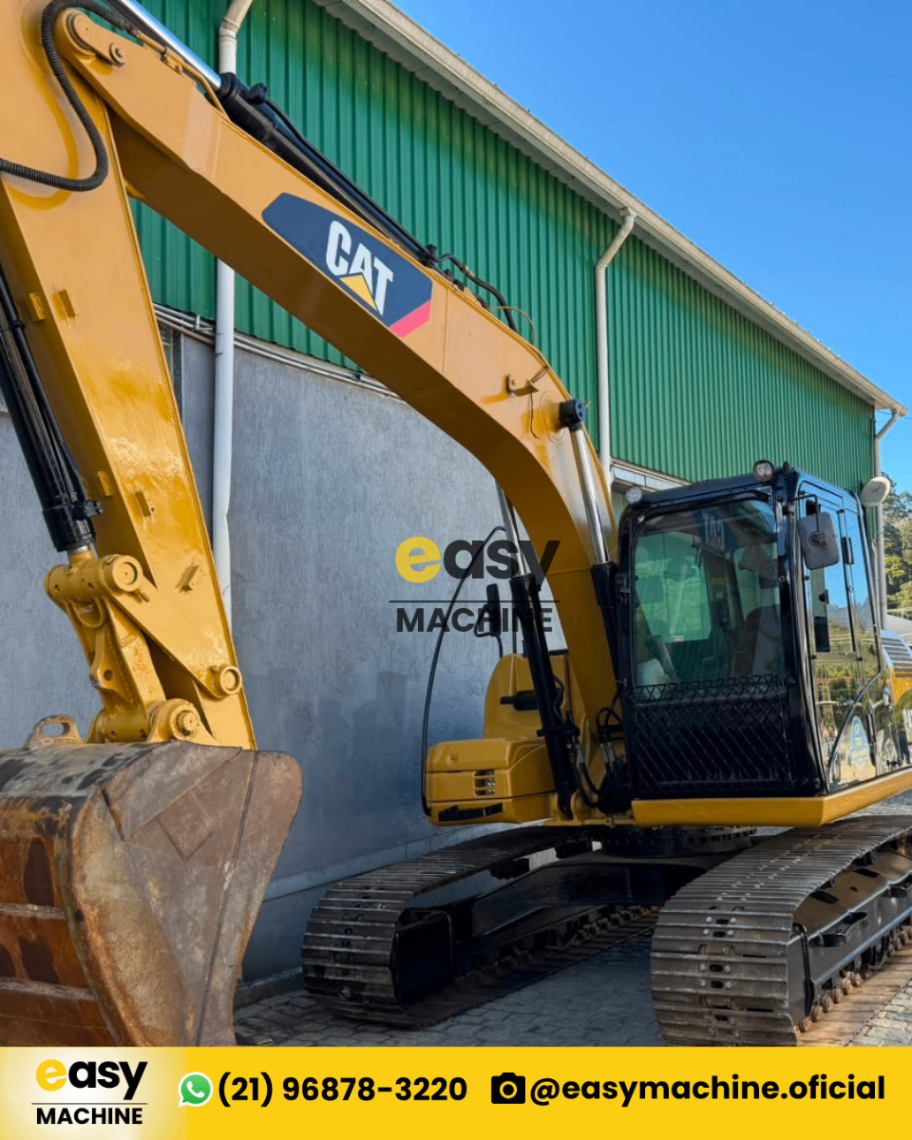 Escavadeira Caterpillar 312D2L 2012