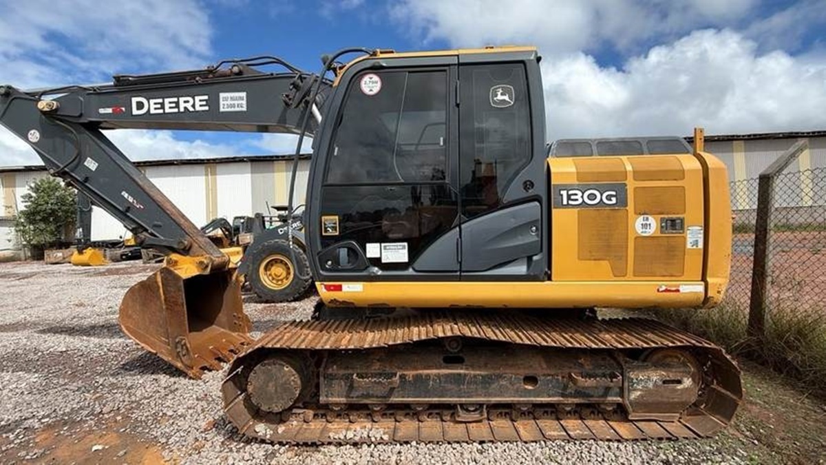 Escavadeira John Deere 130G 2020