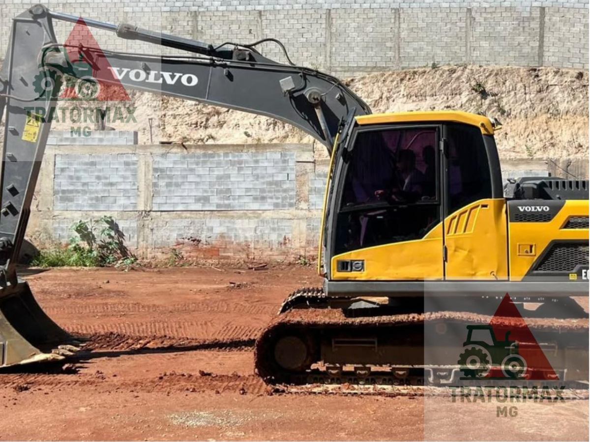 Escavadeira Volvo EC140DL 2022