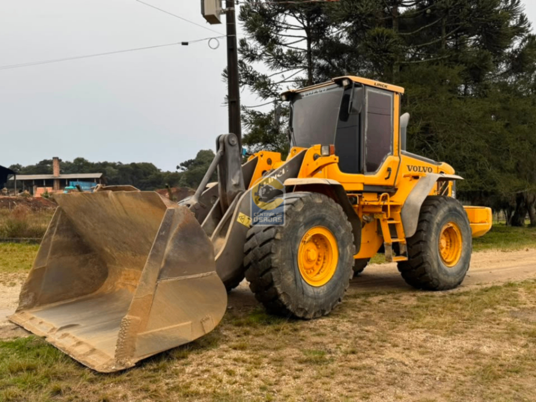 Pá Carregadeira Volvo L120F 2009