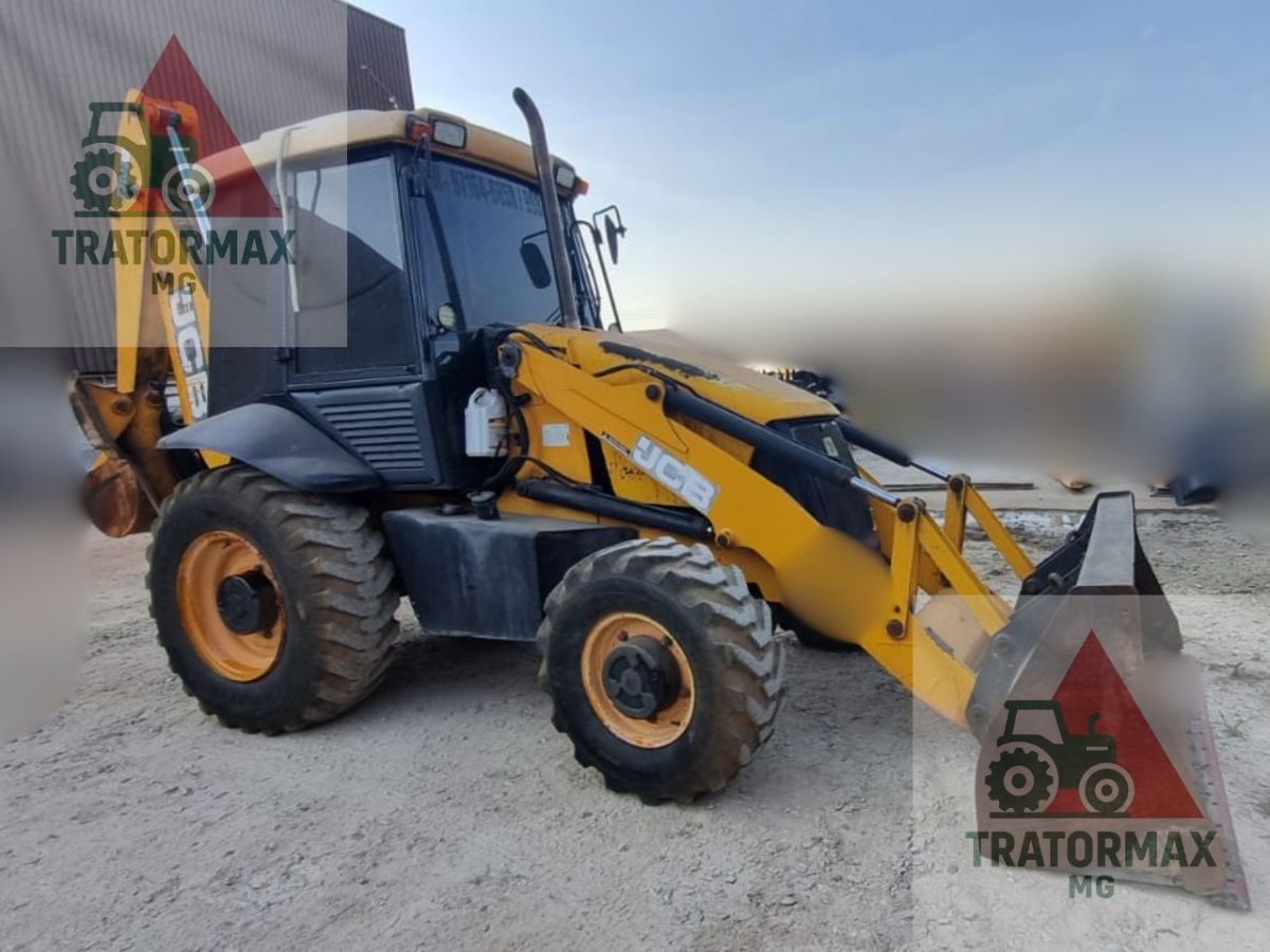 Retroescavadeira JCB 3C 2014