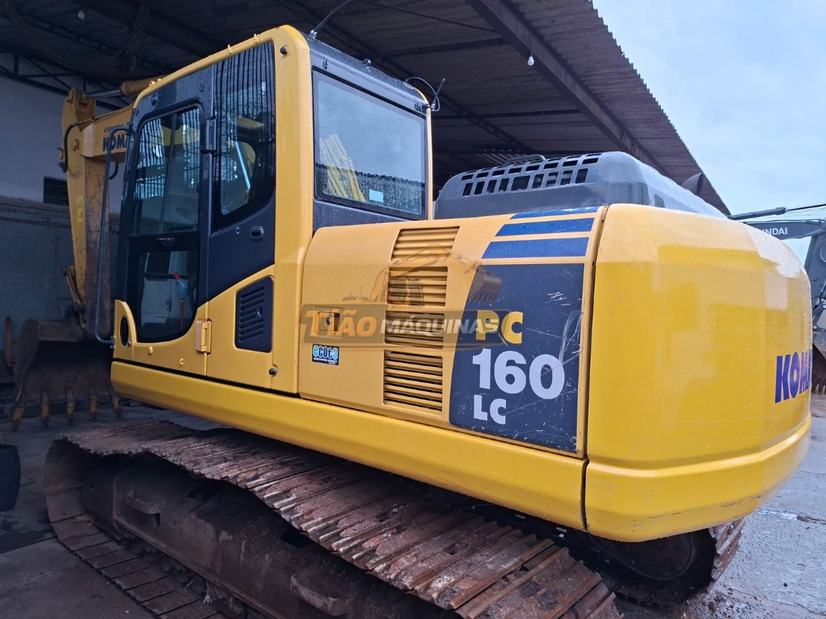 Escavadeira Komatsu PC160 2019