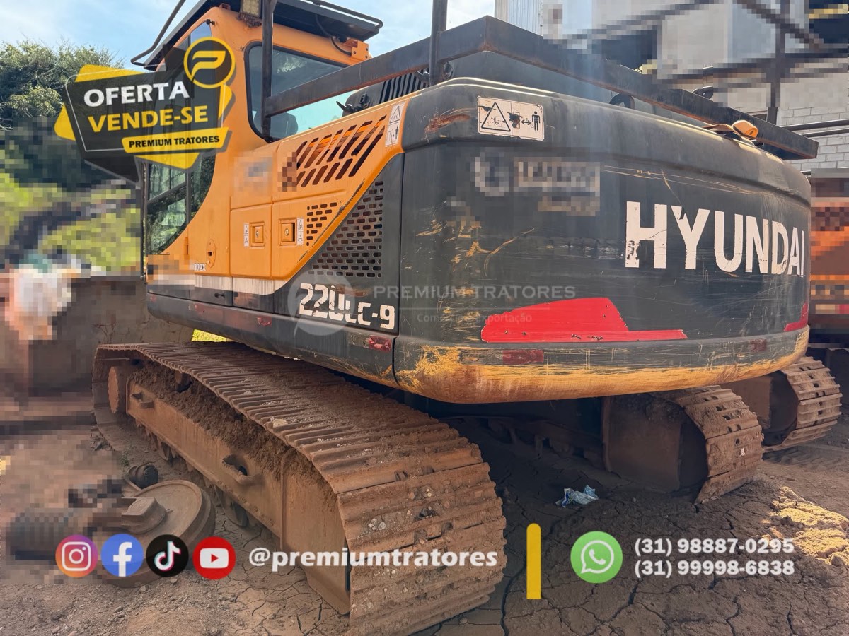 Escavadeira Hyundai R220LC-9 2020