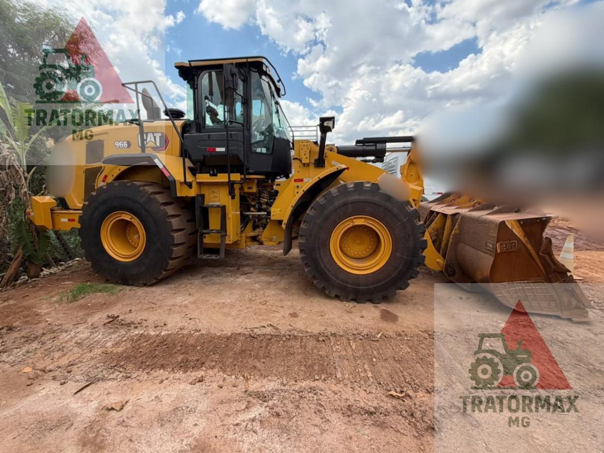 Pá Carregadeira Caterpillar 966 2023