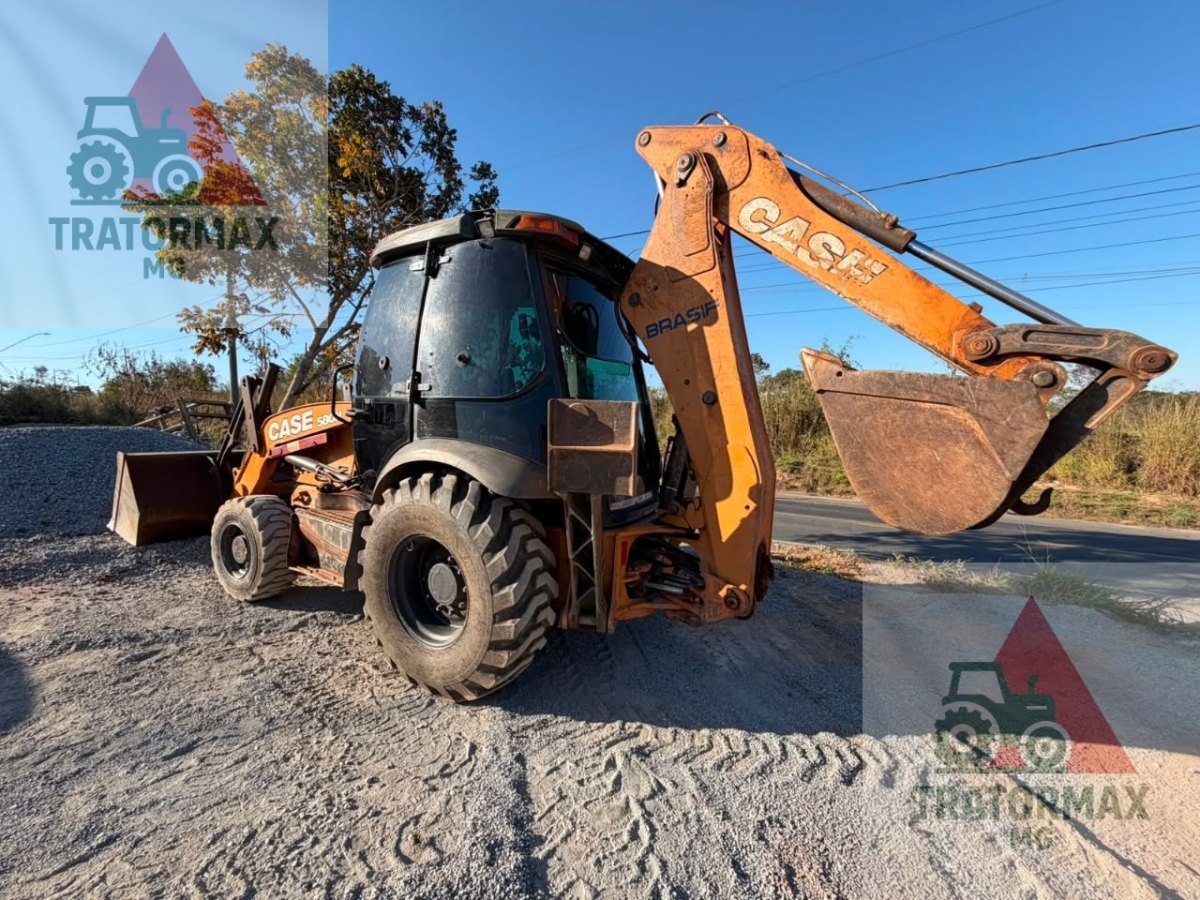 Retroescavadeira Case 580N 2018