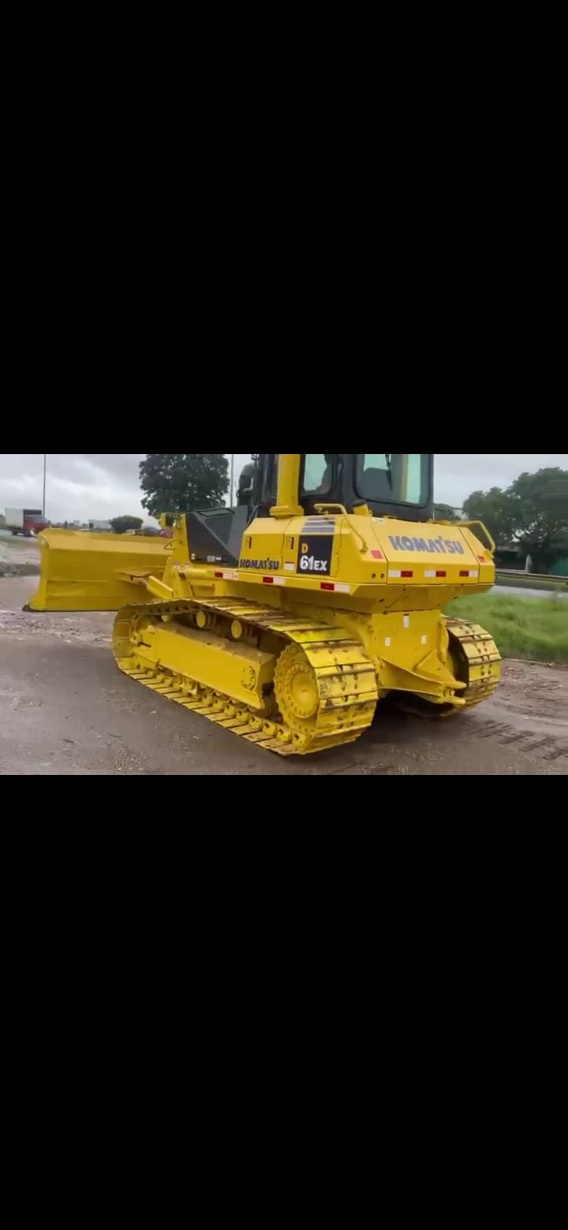 Tratores de esteira Komatsu D61-EX 2014