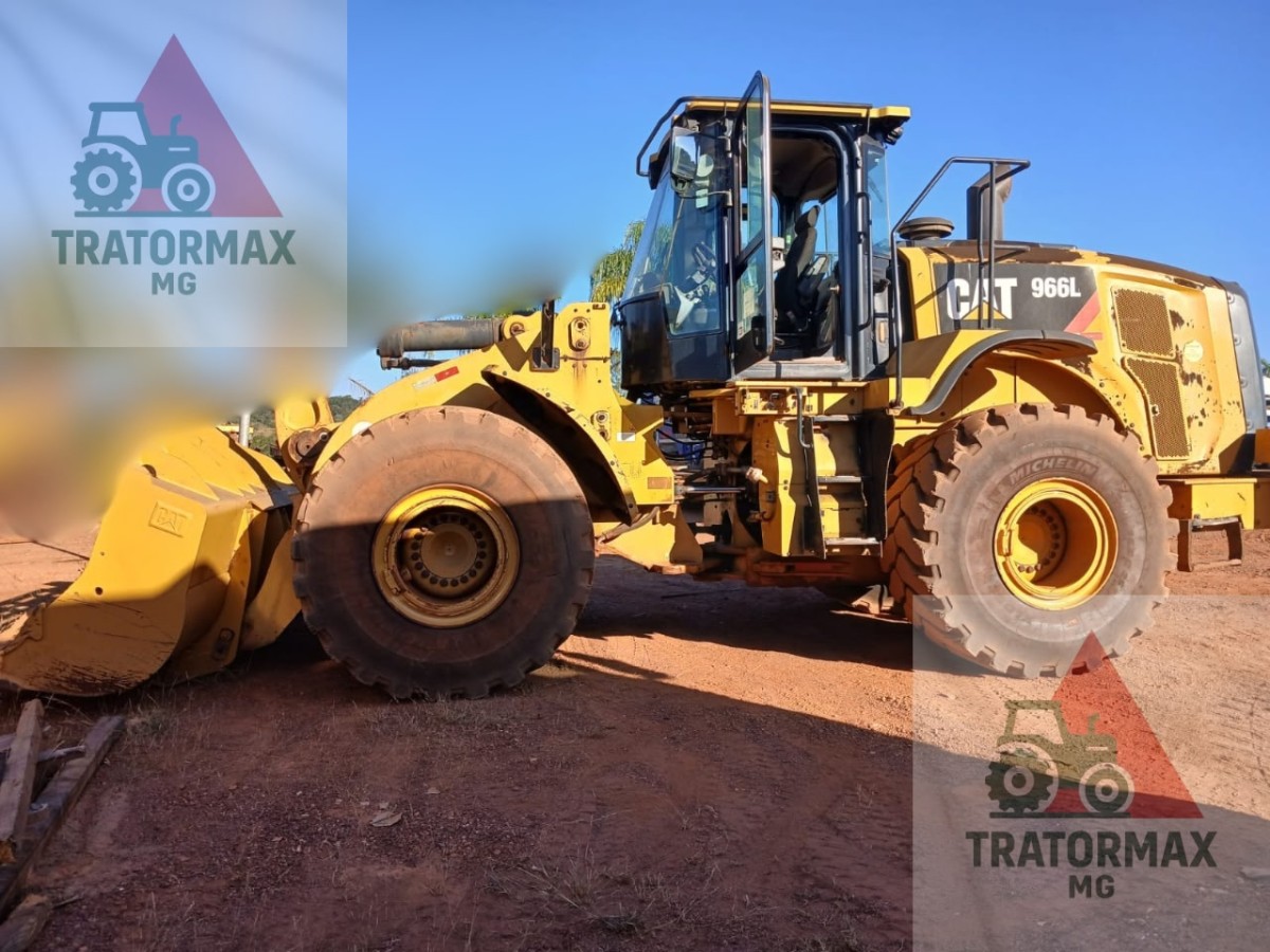 Pá Carregadeira Caterpillar 966L 2019