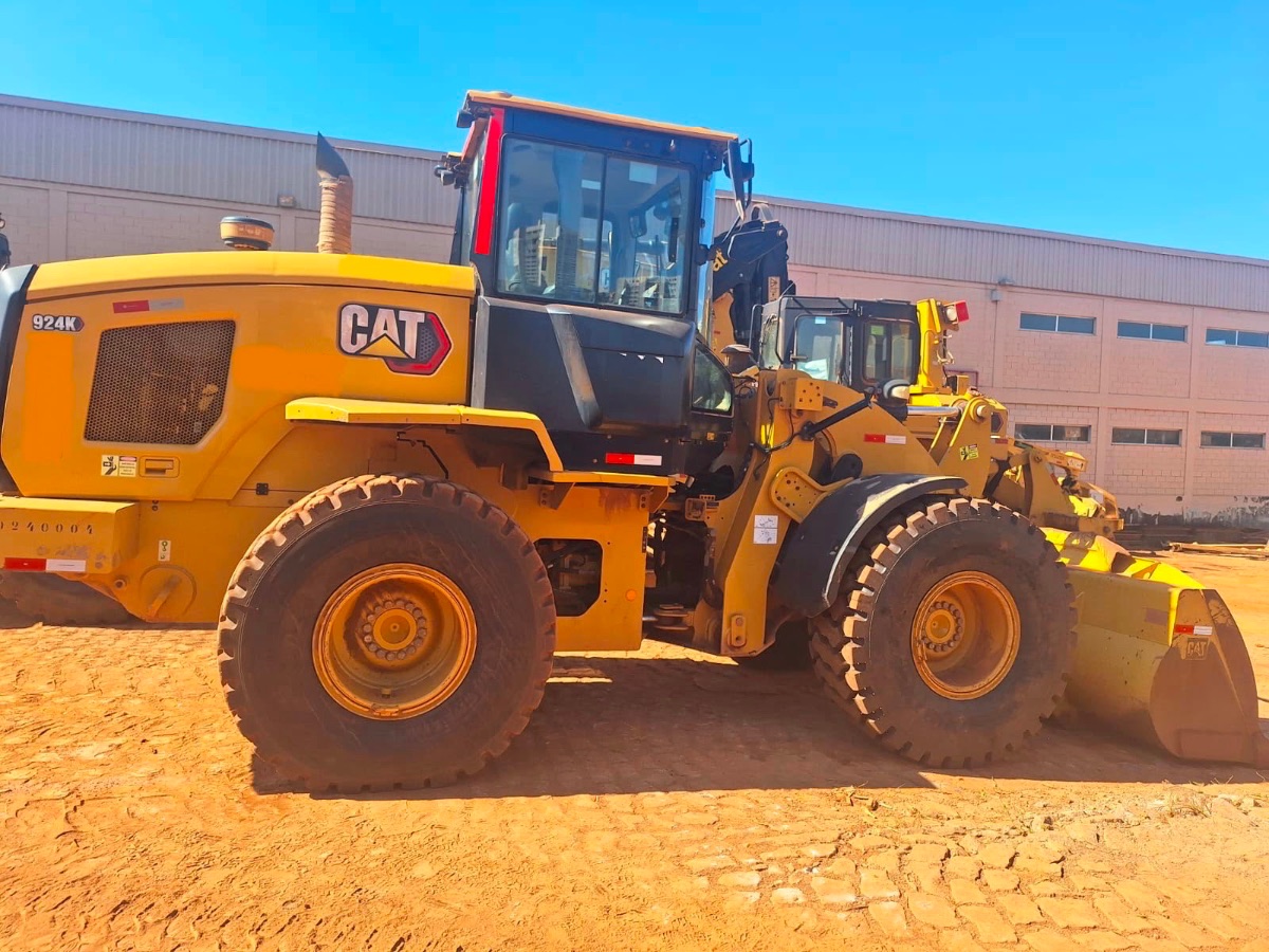 Pá Carregadeira Caterpillar 924K 2022