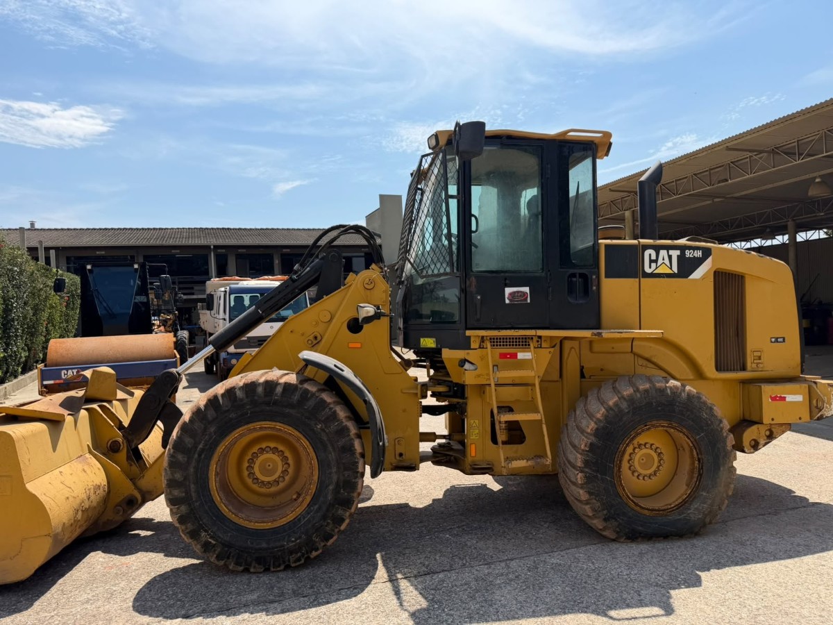 Pá Carregadeira Caterpillar 924 H 2013