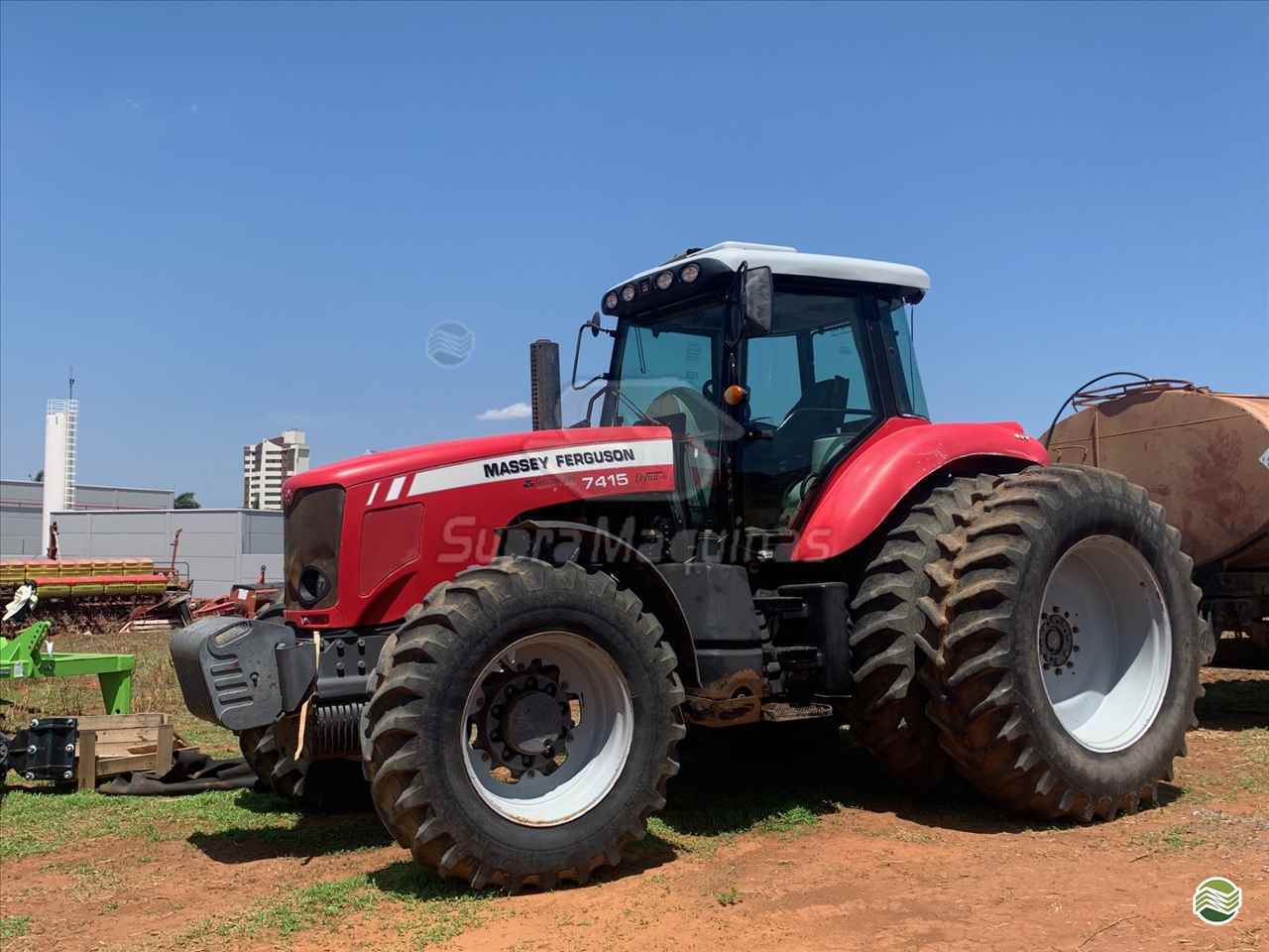 Trator agrícola Massey Ferguson 7415 2014