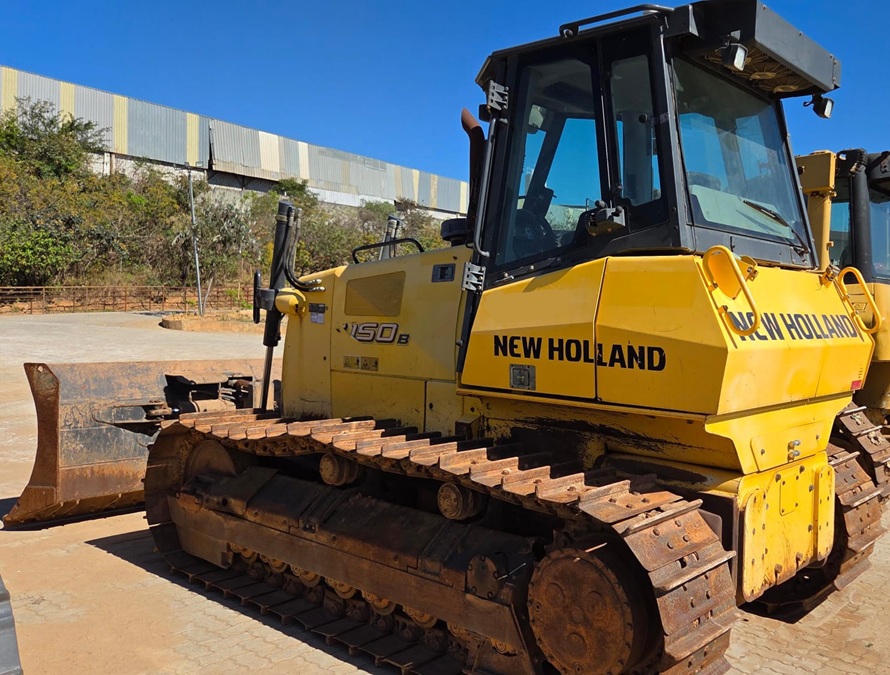 Trator de esteira New Holland D150 B 2022