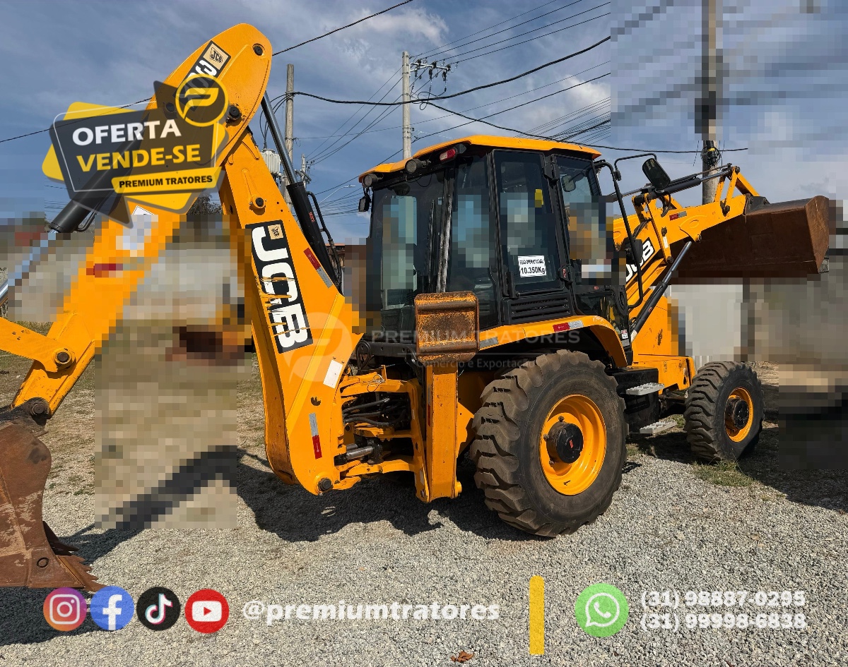 Retroescavadeira JCB 3CX 4X4 2019