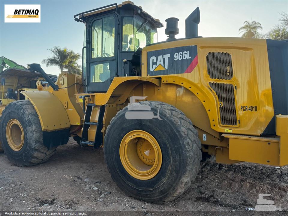 Pá Carregadeira Caterpillar 966L 2020