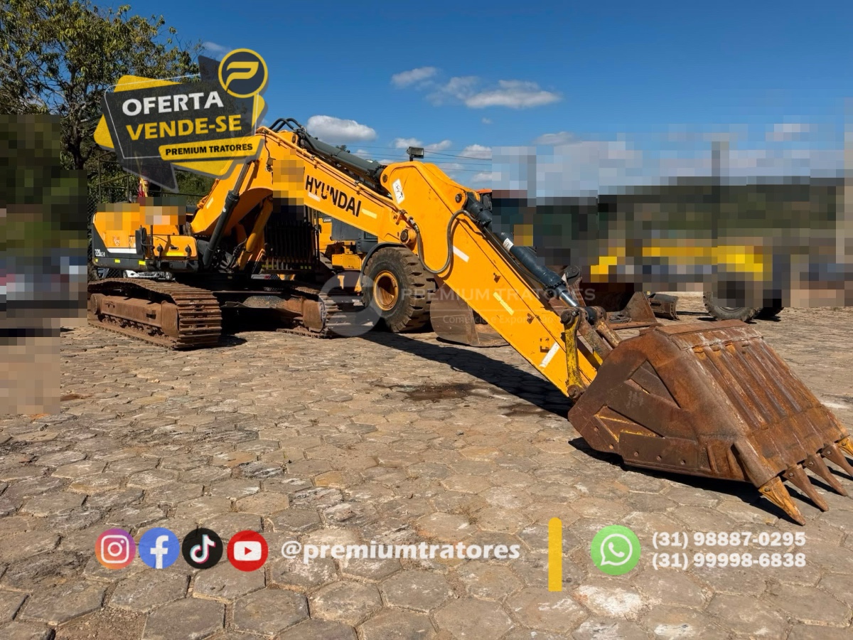 Escavadeira Hyundai R220LC-9 2018