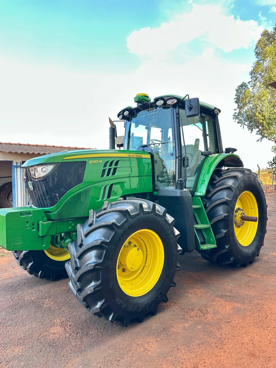 Tratores Agrícolas John Deere 6190M 2021