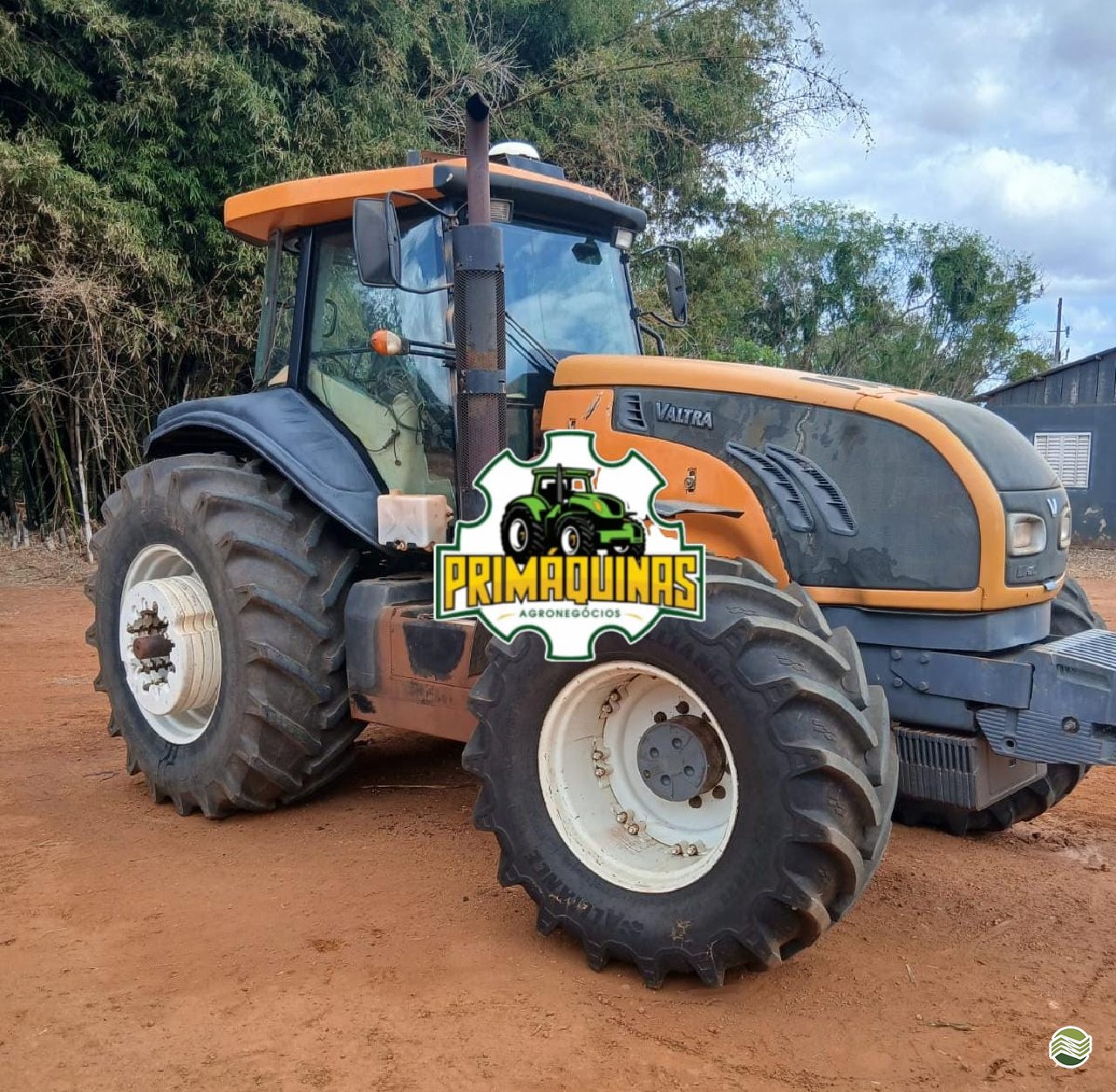 Trator agrícola Valtra BT 210 2013