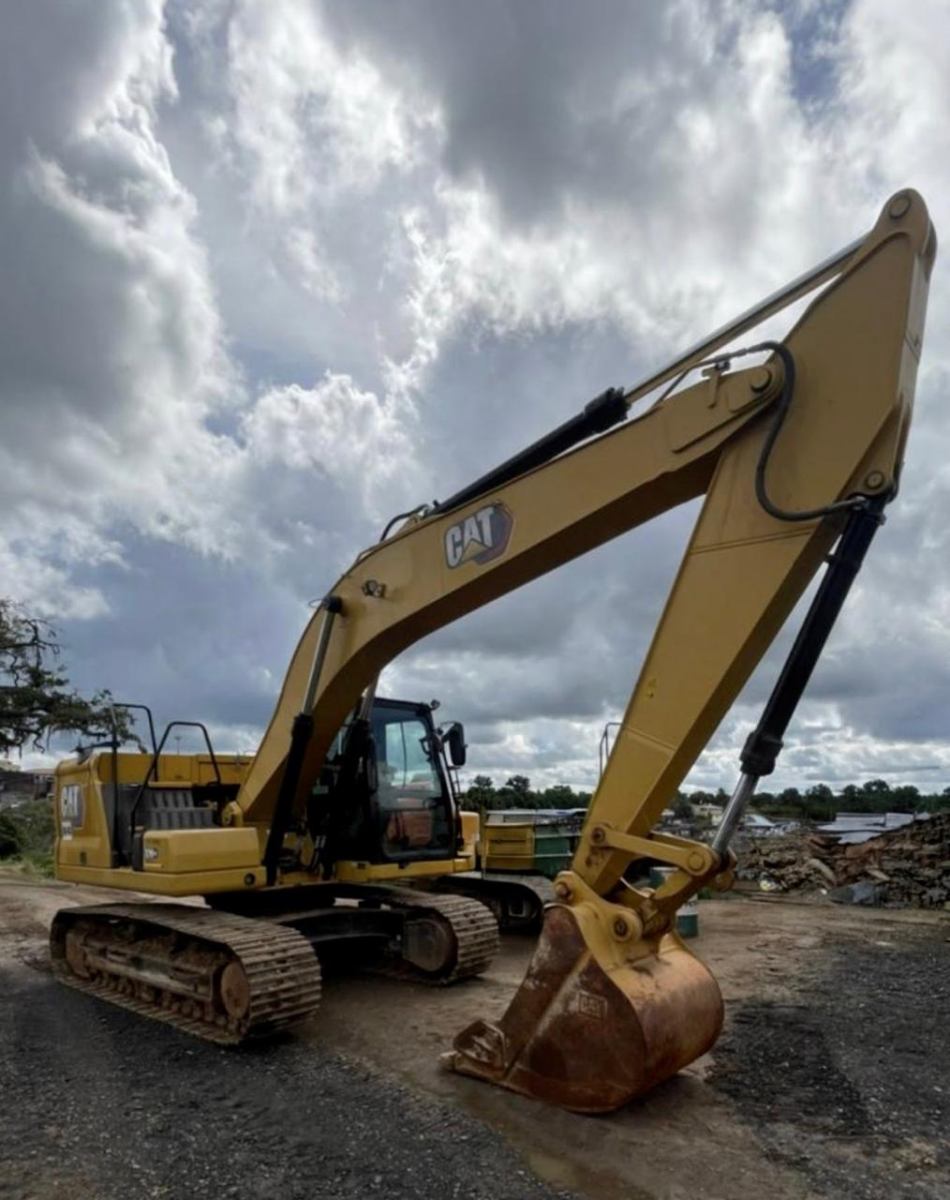 Escavadeira Caterpillar 320GC 2022