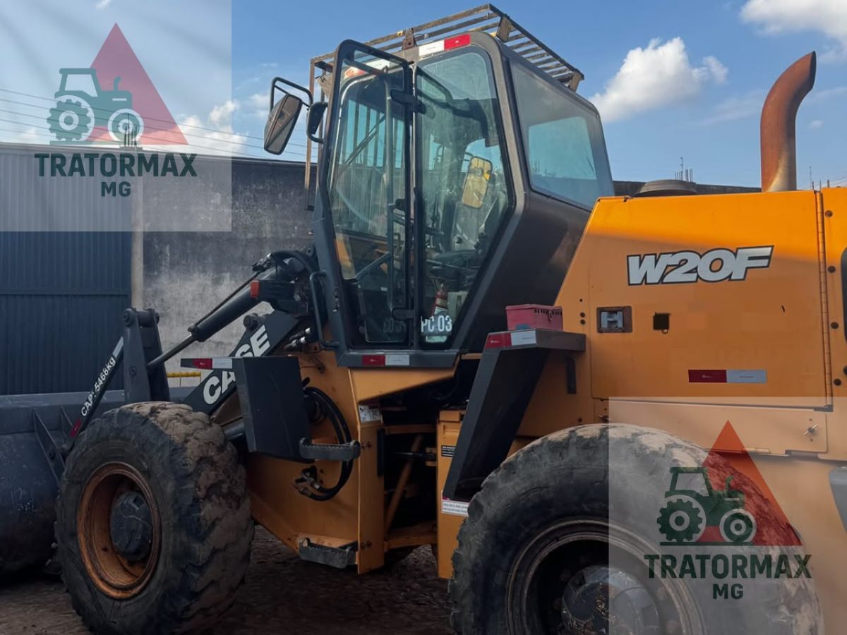 Pá Carregadeira Case W20F 2019