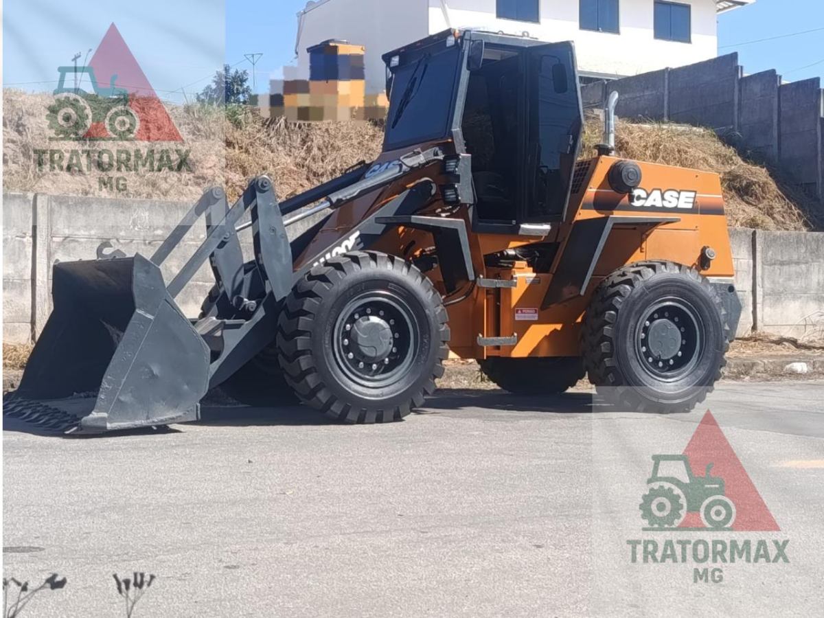 Pá Carregadeira Case W20E 2003