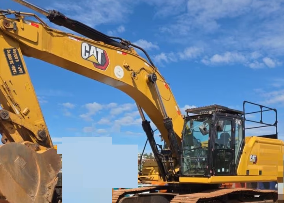 Escavadeira Caterpillar 336 2021