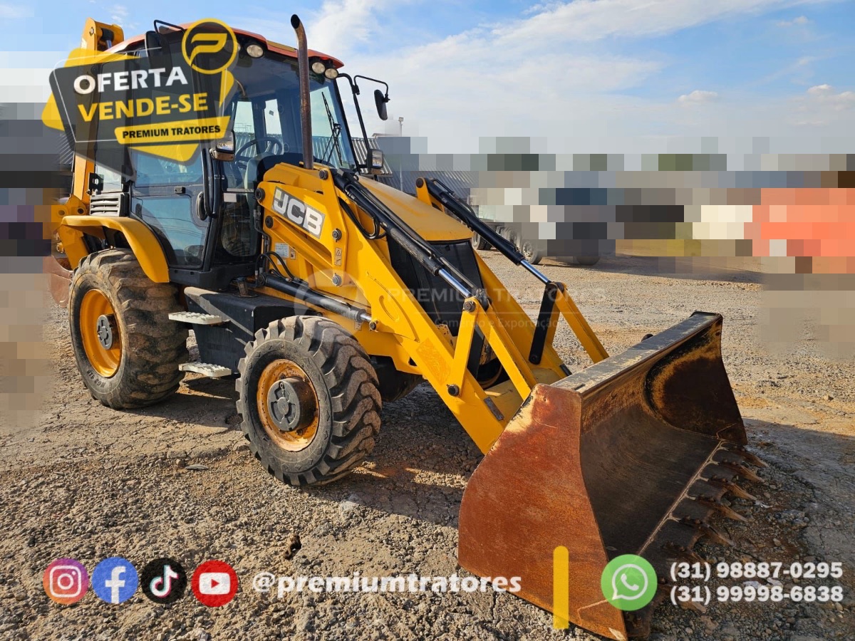 Retroescavadeira JCB 3CX 4X4 2020