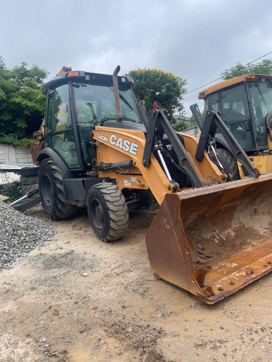 Retroescavadeiras Case 580N 2018