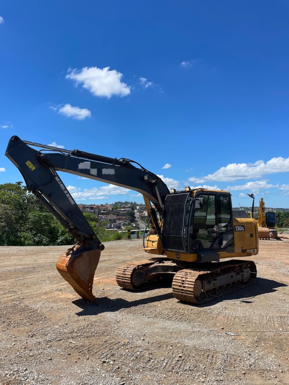 Escavadeiras John Deere 130G 2014