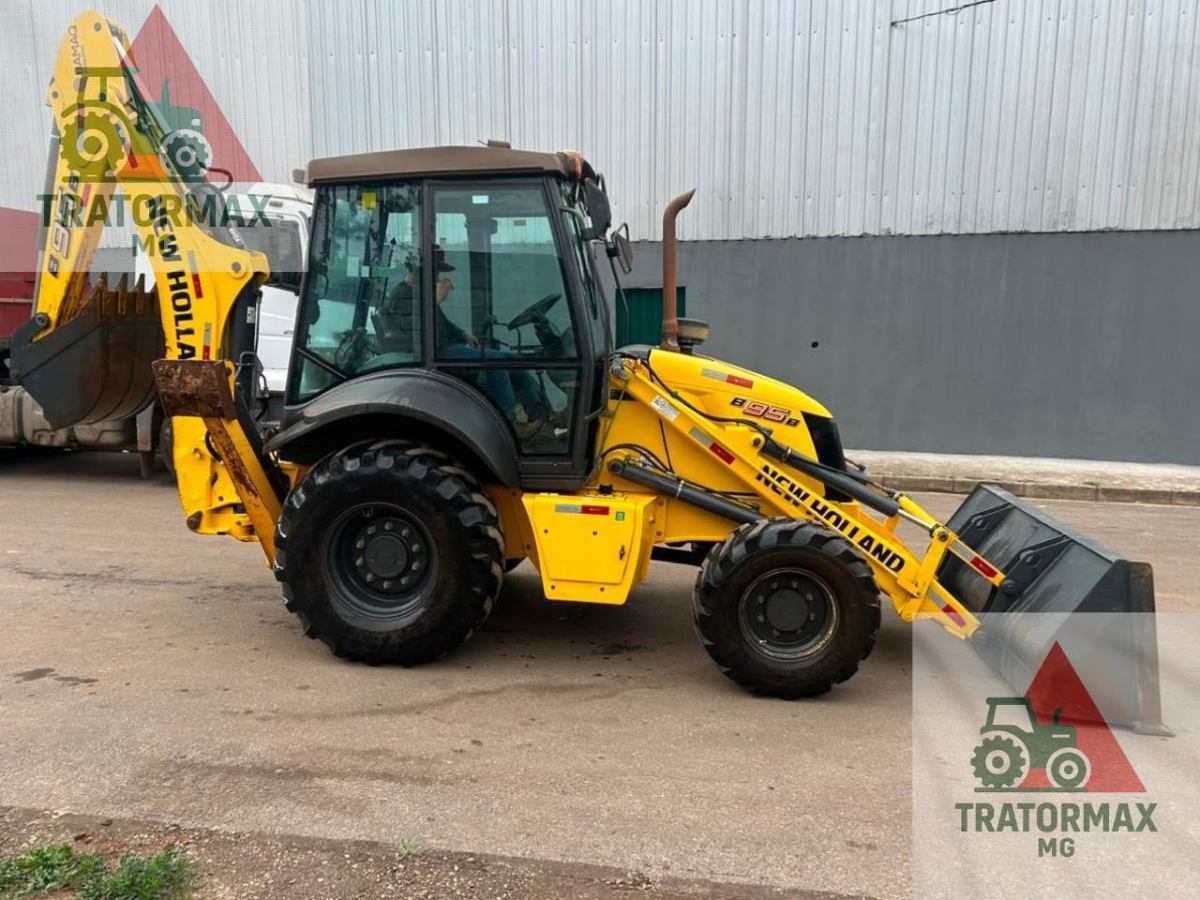 Retroescavadeira New Holland B95B 4x4 2023