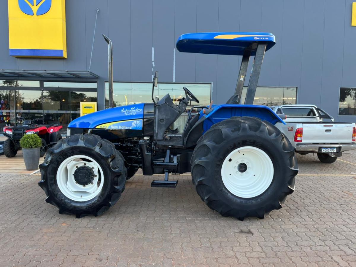 Trator agrícola New Holland TL 75E 2009