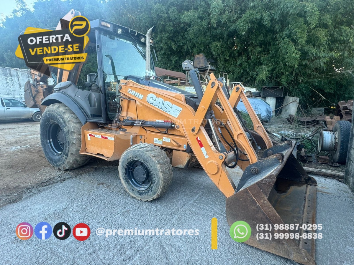 Retroescavadeira Case 580N 2014