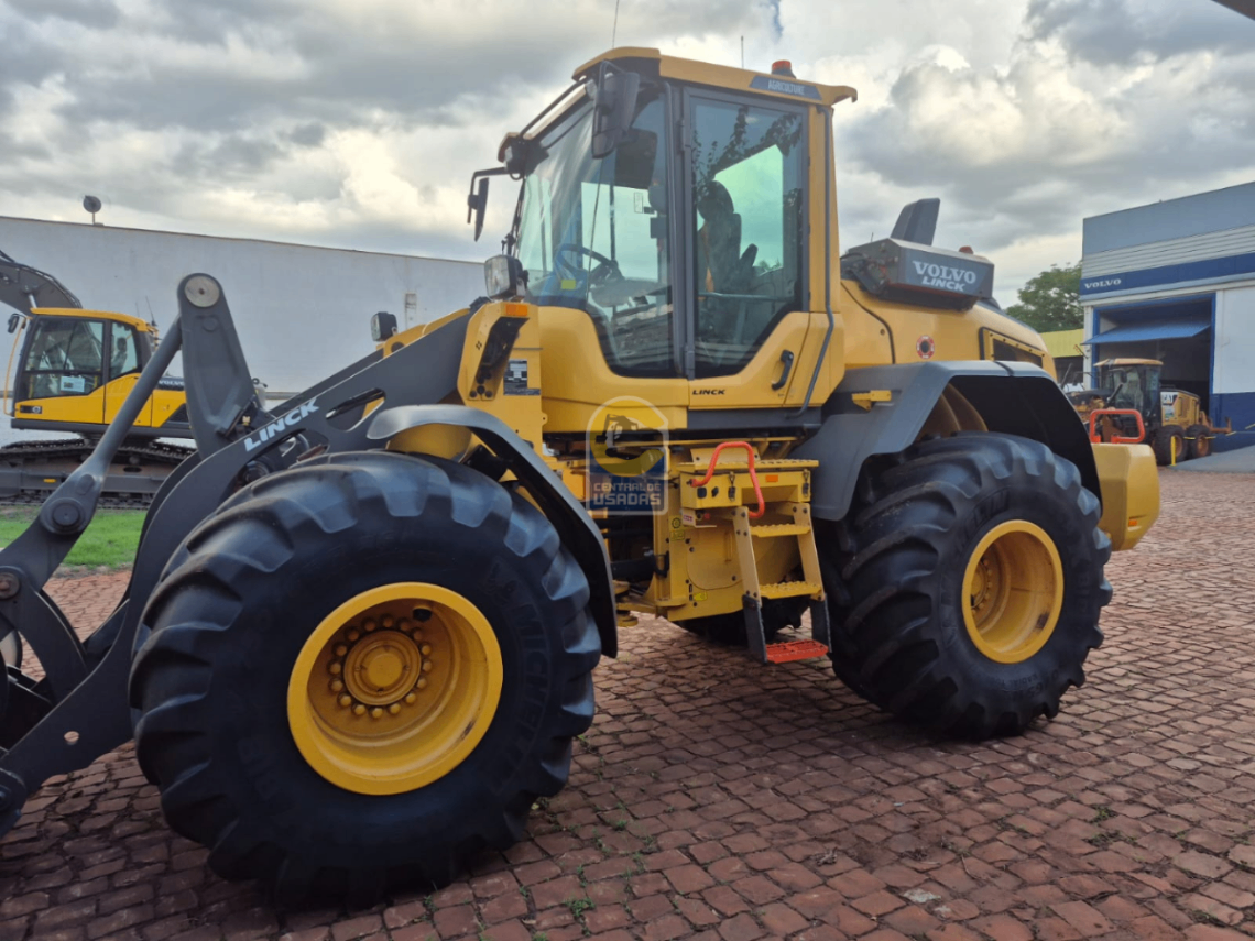 Pá Carregadeira Volvo L90H 2024