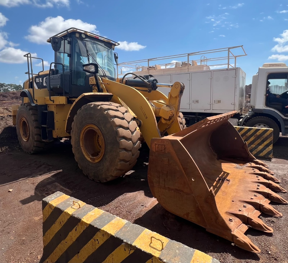Pá Carregadeira Caterpillar 950L 2020