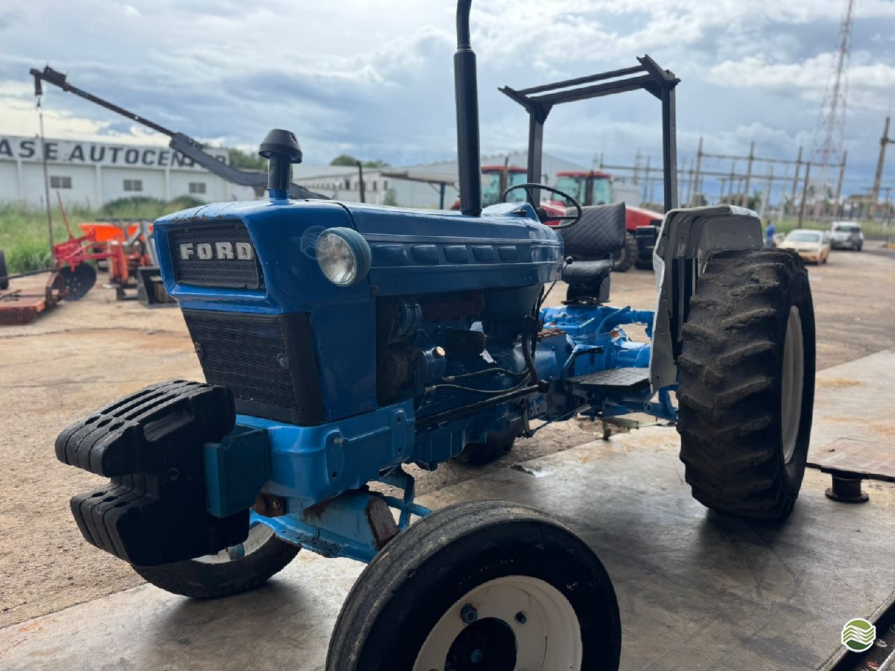 Trator agrícola Ford 6600 1983