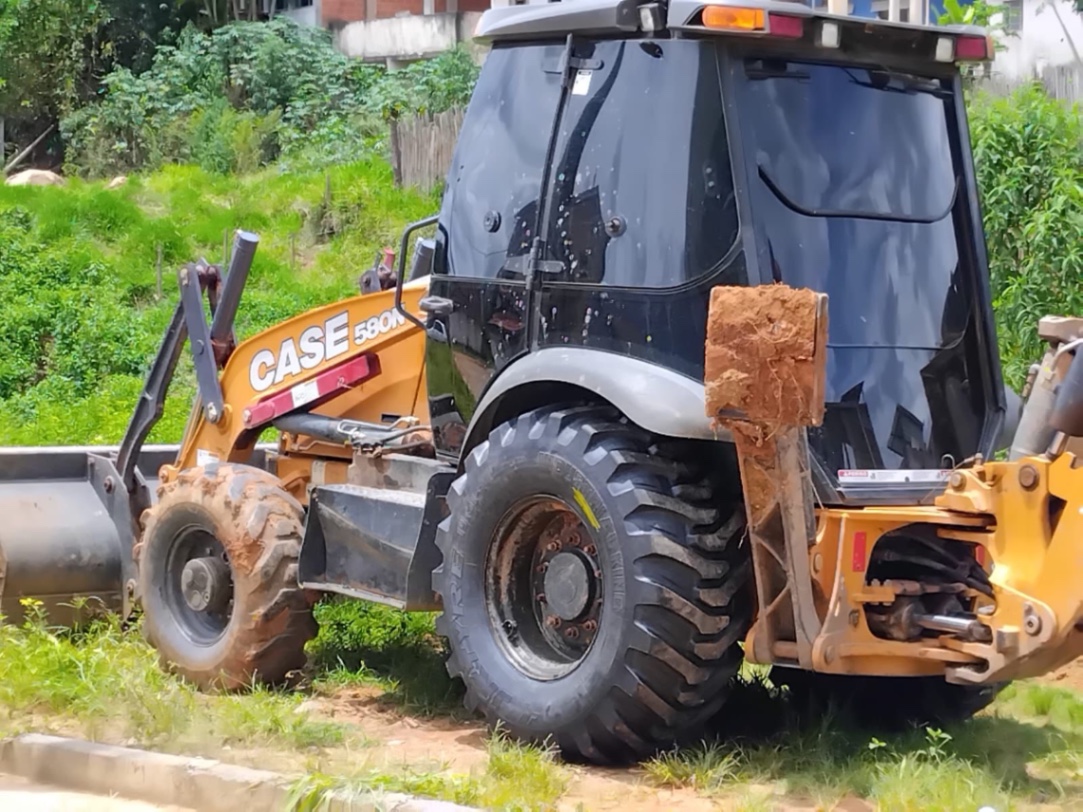 Retroescavadeira Case 580N 2021