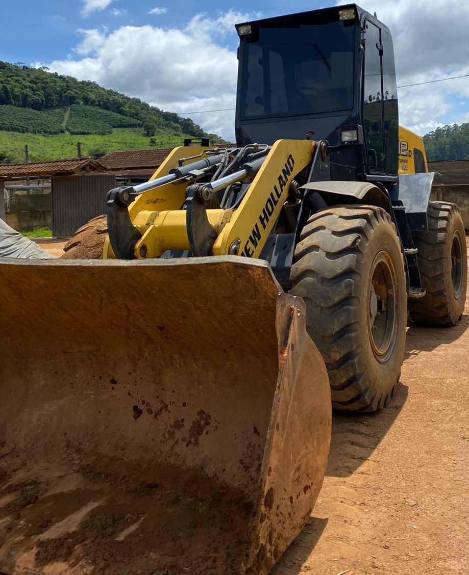 Pá Carregadeira New Holland 12D 2021
