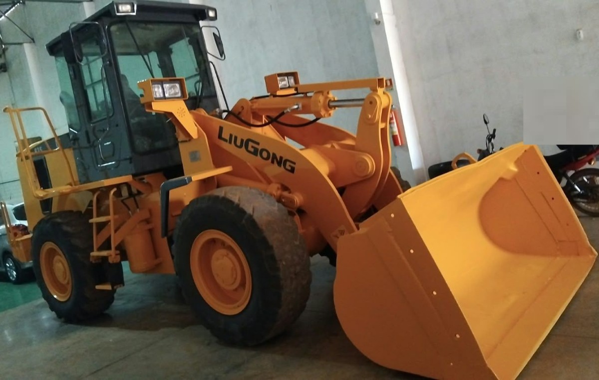 Pá Carregadeira Liugong 835 2014