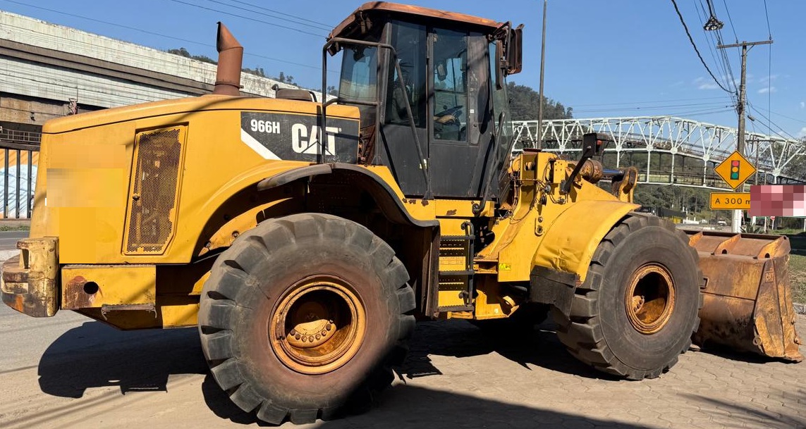 Pá Carregadeira Caterpillar 966H 2007