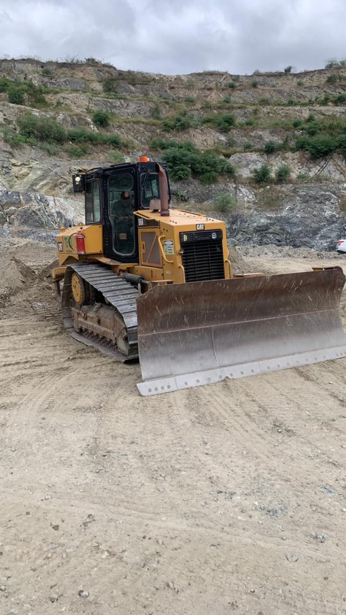 Trator de esteira Caterpillar D6NXL 2018