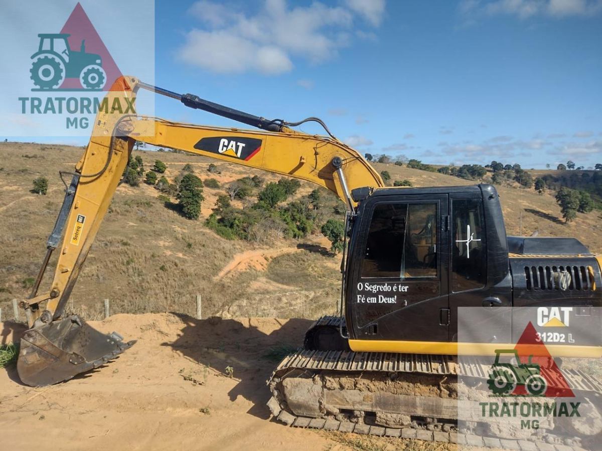 Escavadeira Caterpillar 312D2L 2015