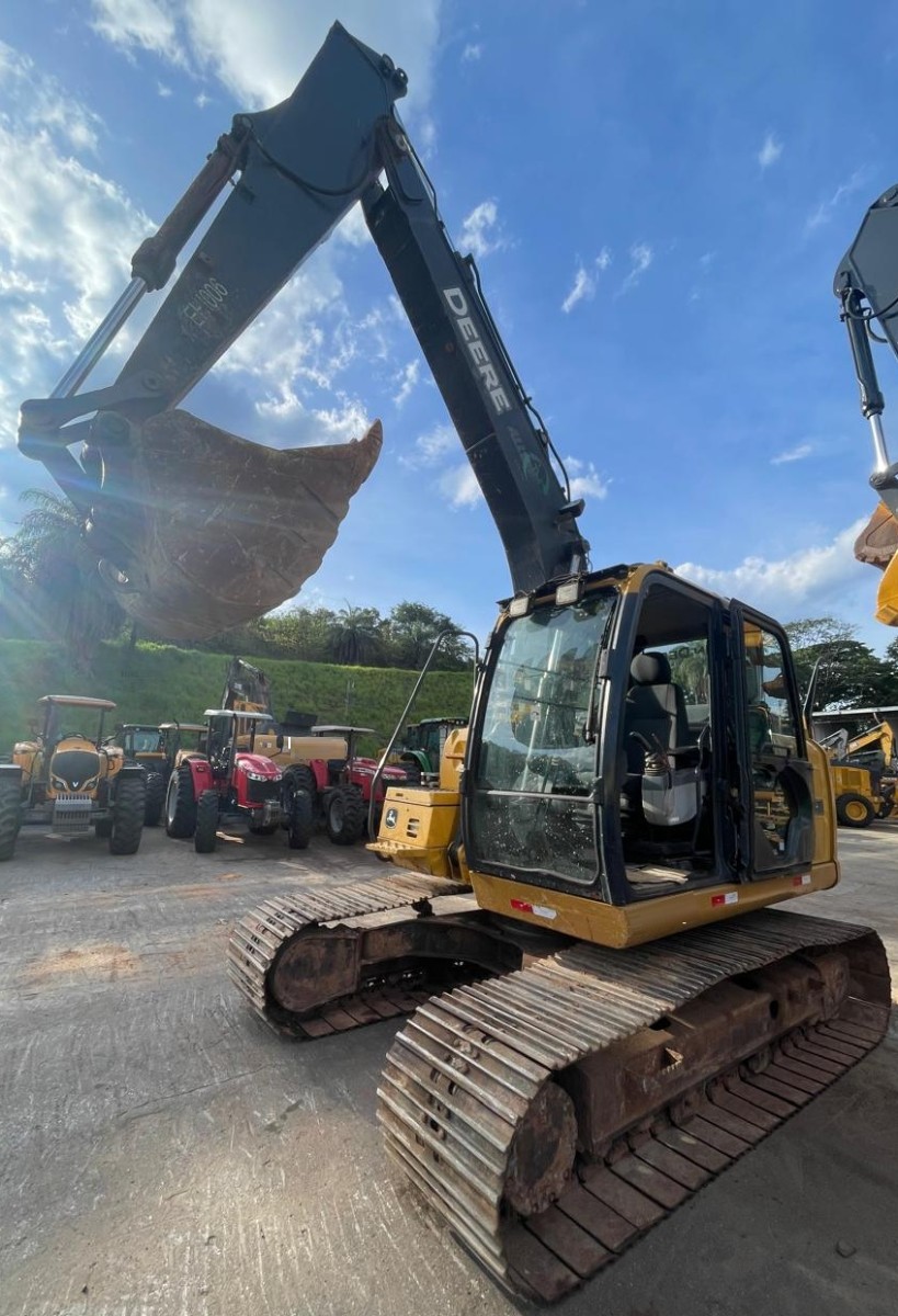 Escavadeira John Deere 130G 2020