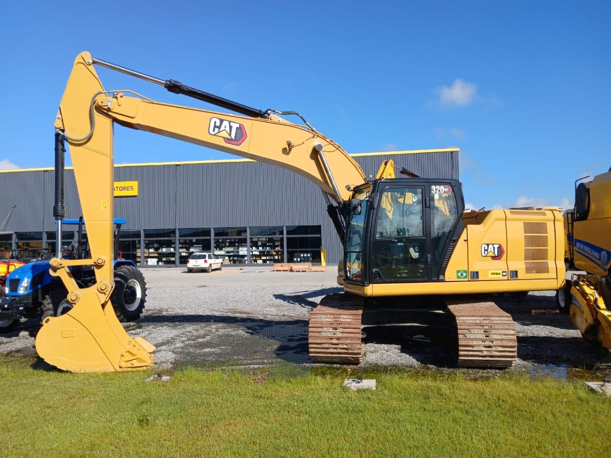 Escavadeira Caterpillar 320GC 2022