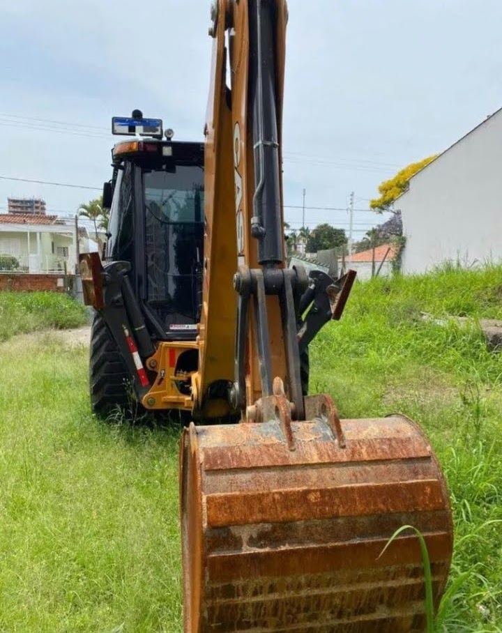 Escavadeira Case 580N 2019