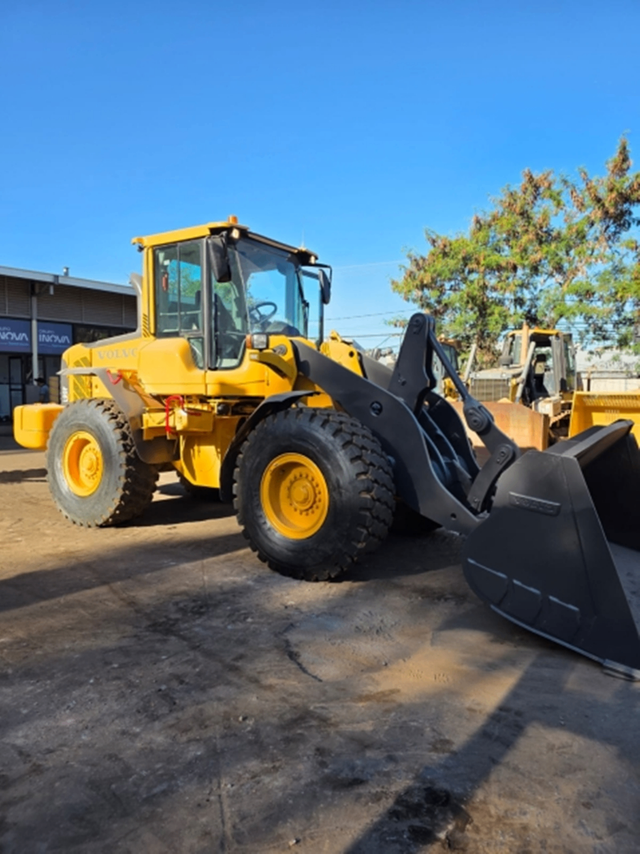Pá Carregadeira Volvo L90F 2022