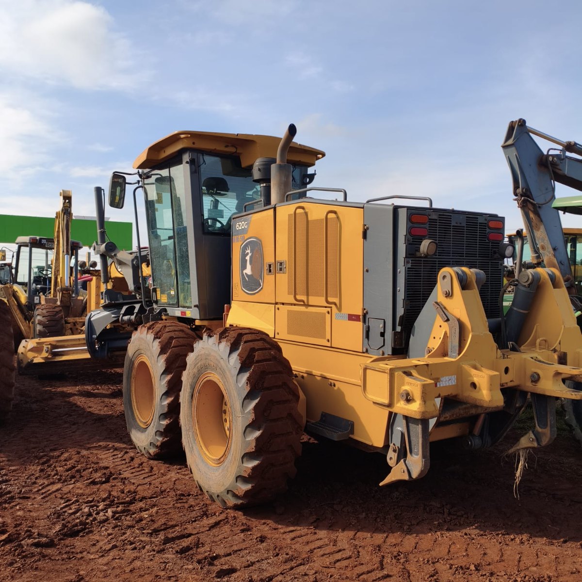 Motoniveladora John Deere 620G 2023