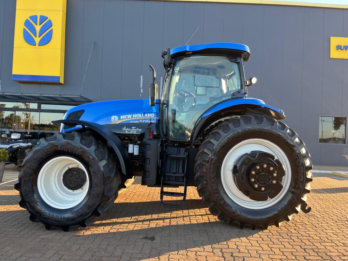 Trator agrícola New Holland T7.245 2019